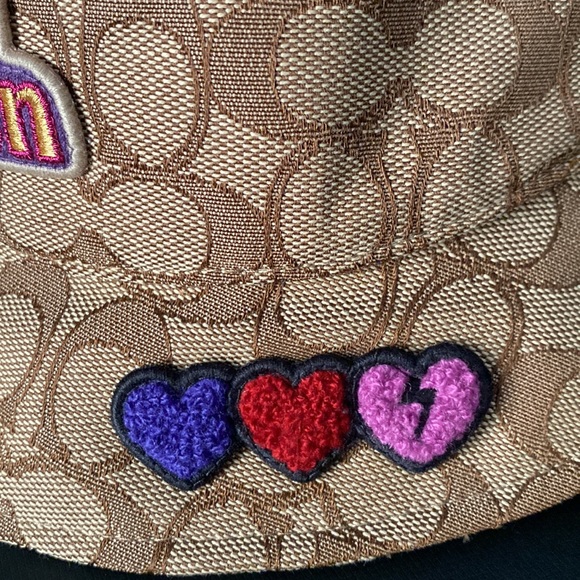 NWT Disney X Coach Signature Jacquard Bucket Hat Evil Queen Cap Villian Patches - Picture 5 of 7